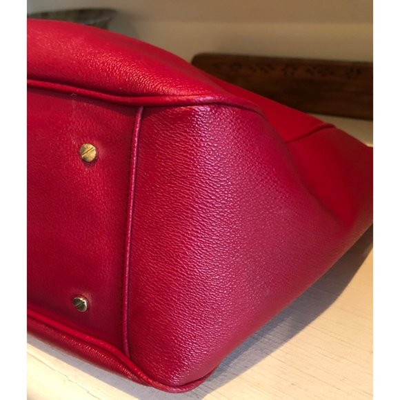 **SOLD***TORY BURCH Large Red Leather Tote Handbag Shoulder Bag Gold Hardware - Picture 12 of 16